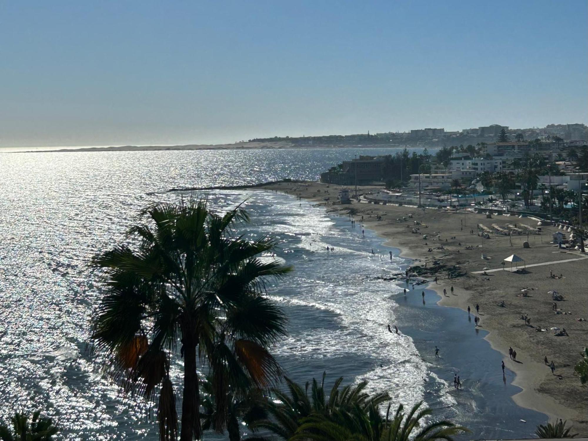 Sobre El Mar Con Vistas A Las Dunas De Maspalomas San Agustin  Luaran gambar